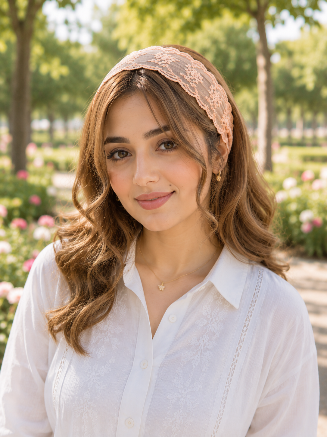 Delicate Flower Design Lace Headband